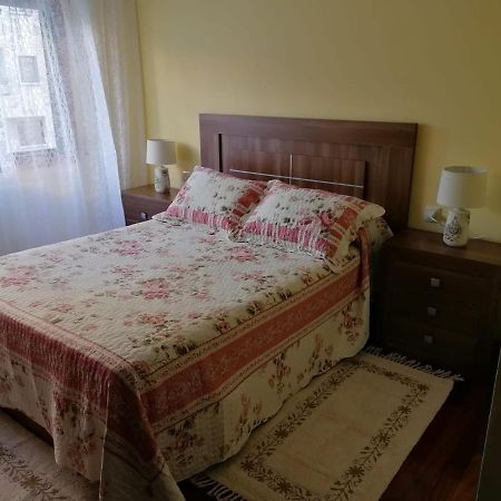 Appartamento Piso As Camelias Pontevedra Esterno foto